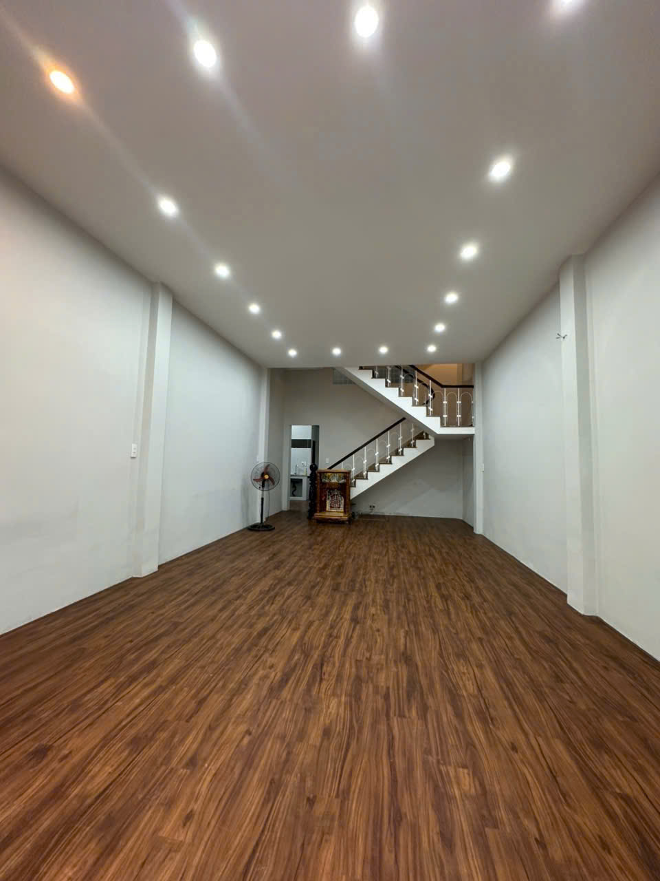 Bán nhà 4 tầng Huỳnh Thúc Kháng, Nam Dương, Hải Châu, Đà Nẵng – DT 70m² – MT 4.2m – đường 5.5m - Ảnh 4